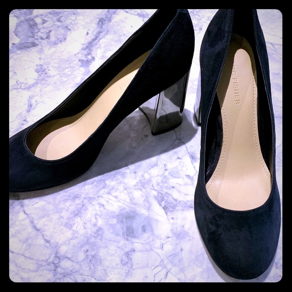 Shoes - Picture 1 of 5